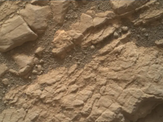 Sol 2427: Mars Hand Lens Imager (MAHLI)