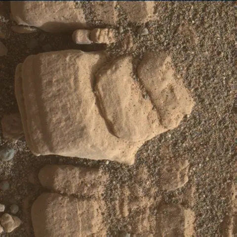 Sol 2427: Mars Hand Lens Imager (MAHLI)
