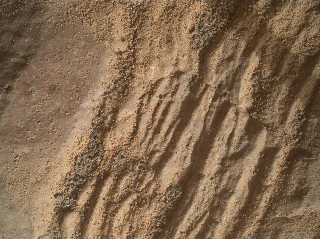 Sol 2427: Mars Hand Lens Imager (MAHLI)