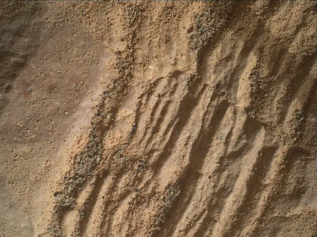 Sol 2427: Mars Hand Lens Imager (MAHLI)