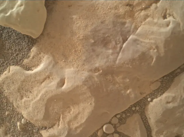 Sol 2431: Mars Hand Lens Imager (MAHLI)