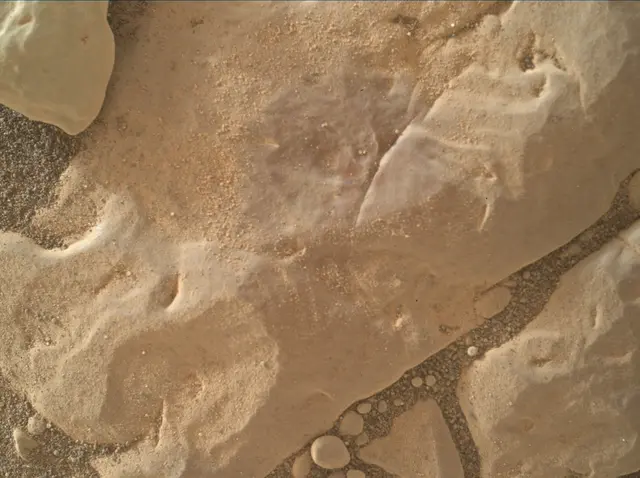 Sol 2431: Mars Hand Lens Imager (MAHLI)
