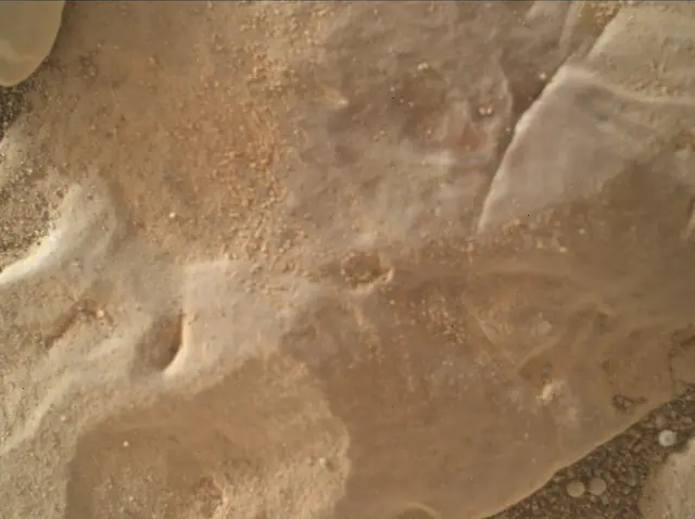Sol 2431: Mars Hand Lens Imager (MAHLI)