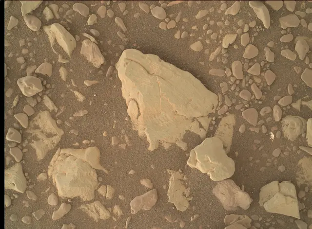 Sol 2431: Mars Hand Lens Imager (MAHLI)