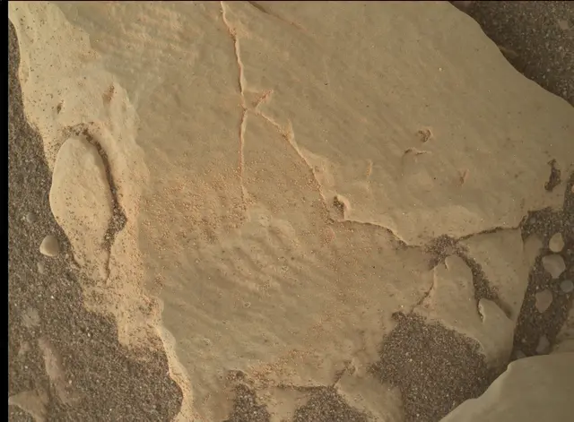 Sol 2431: Mars Hand Lens Imager (MAHLI)