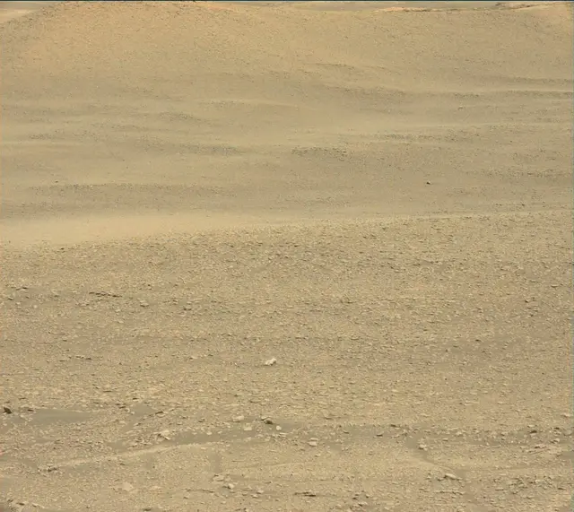 Sol 2432: Mast Camera (Mastcam)