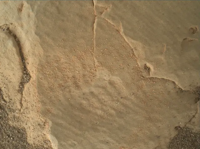 Sol 2432: Mars Hand Lens Imager (MAHLI)