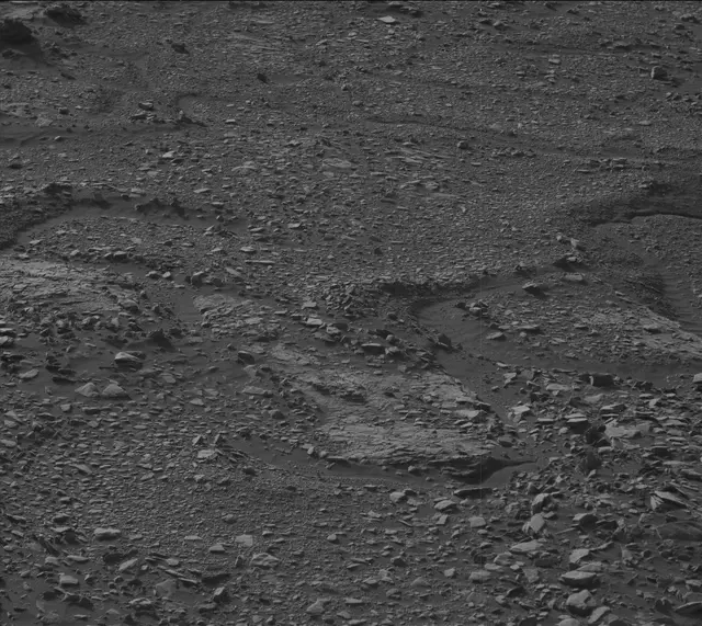 Sol 2433: Mast Camera (Mastcam)