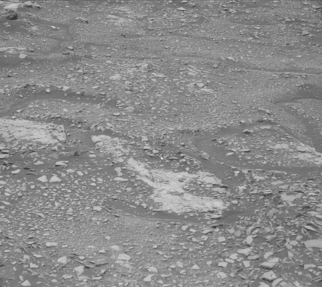 Sol 2433: Mast Camera (Mastcam)