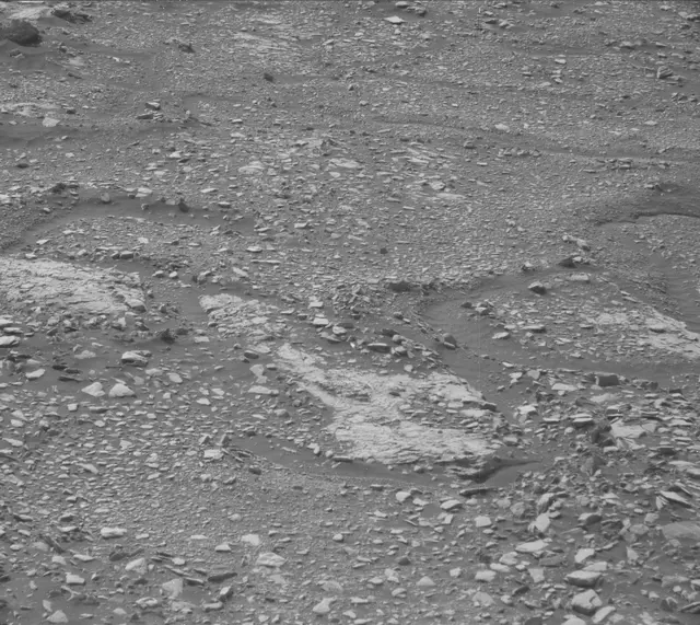 Sol 2434: Mast Camera (Mastcam)