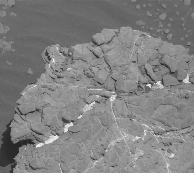 Sol 2434: Mast Camera (Mastcam)
