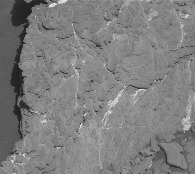 Sol 2434: Mast Camera (Mastcam)