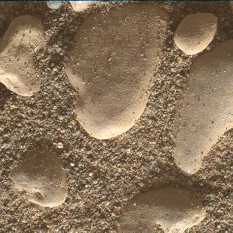 Sol 2437: Mars Hand Lens Imager (MAHLI)