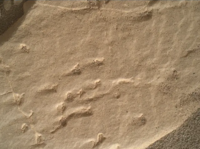 Sol 2437: Mars Hand Lens Imager (MAHLI)