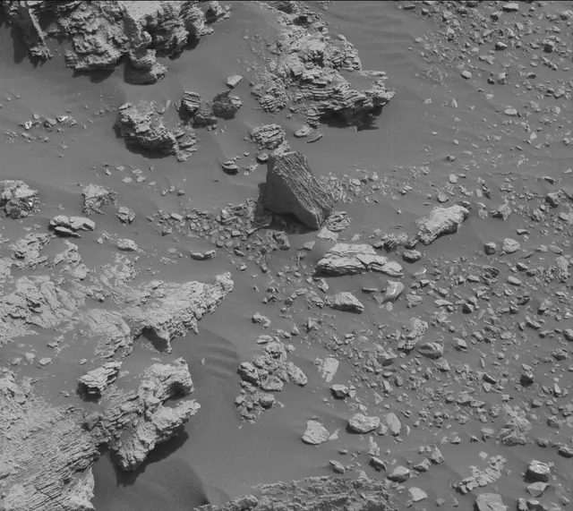 Sol 2440: Mast Camera (Mastcam)