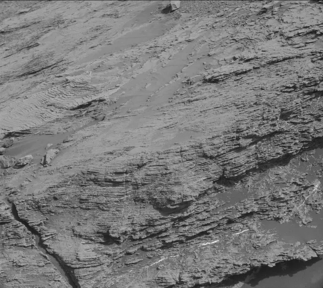 Sol 2440: Mast Camera (Mastcam)