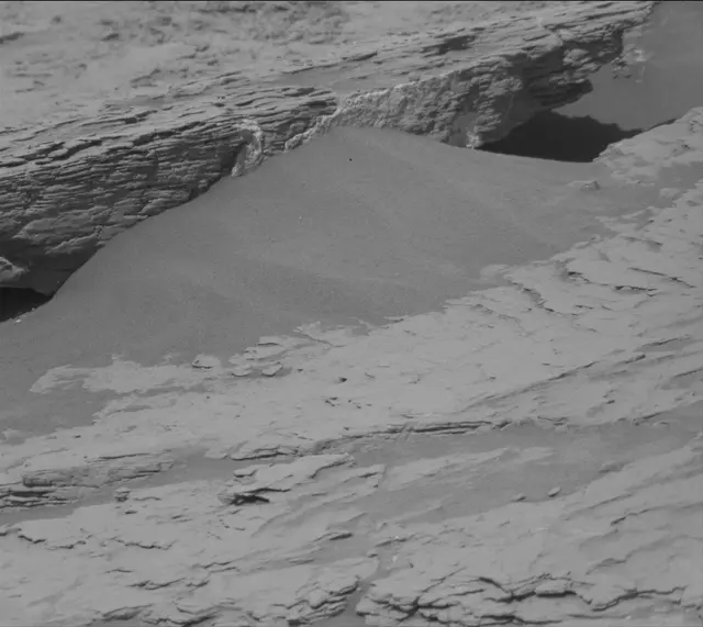 Sol 2441: Mast Camera (Mastcam)