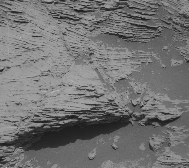 Sol 2441: Mast Camera (Mastcam)