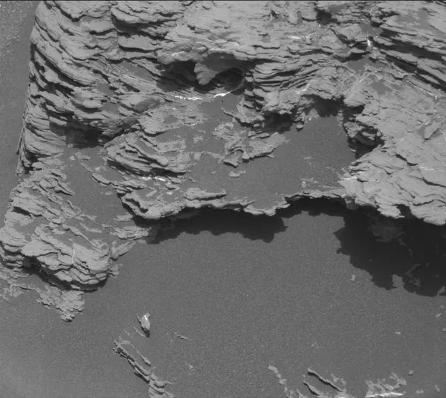 Sol 2441: Mast Camera (Mastcam)