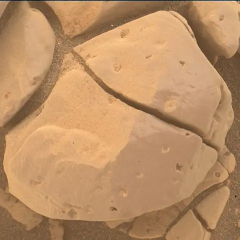 Sol 2442: Mars Hand Lens Imager (MAHLI)