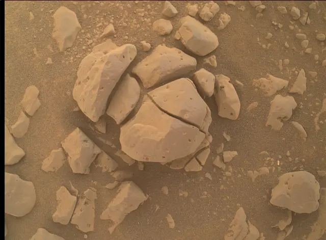 Sol 2442: Mars Hand Lens Imager (MAHLI)