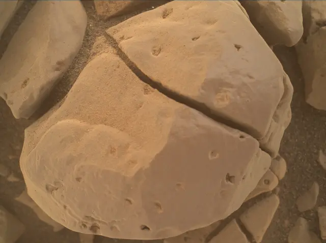 Sol 2442: Mars Hand Lens Imager (MAHLI)