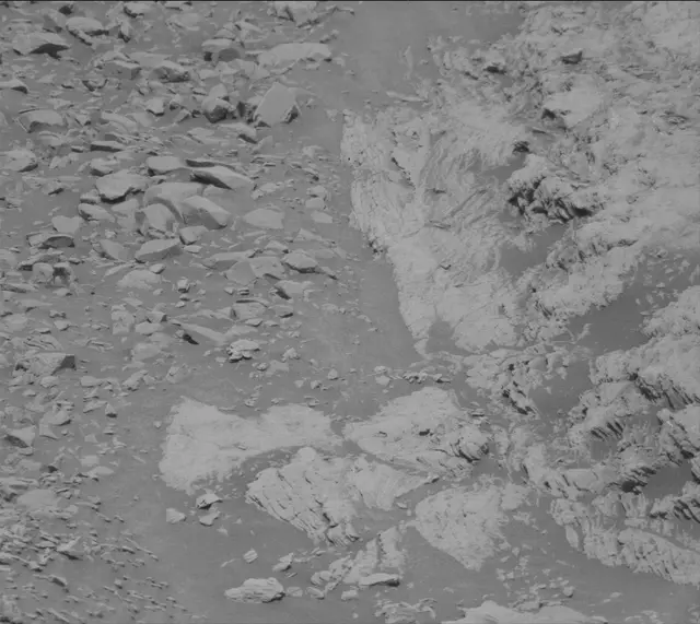 Sol 2443: Mast Camera (Mastcam)