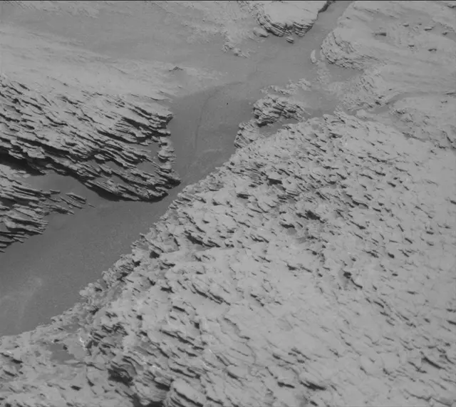Sol 2443: Mast Camera (Mastcam)