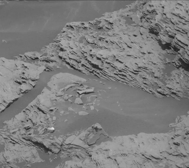 Sol 2443: Mast Camera (Mastcam)