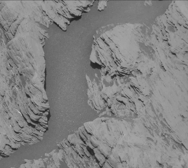 Sol 2443: Mast Camera (Mastcam)