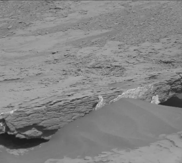 Sol 2443: Mast Camera (Mastcam)