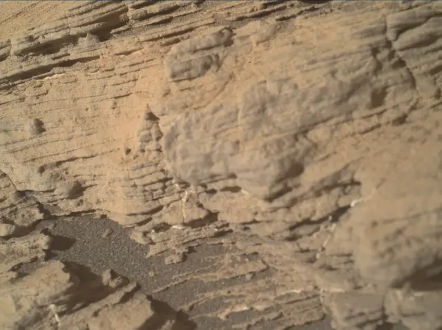 Sol 2444: Mars Hand Lens Imager (MAHLI)