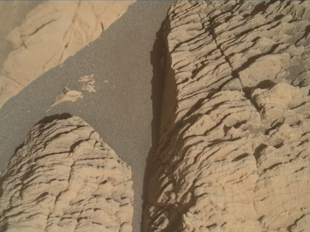 Sol 2444: Mars Hand Lens Imager (MAHLI)