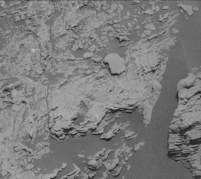 Sol 2446: Mast Camera (Mastcam)