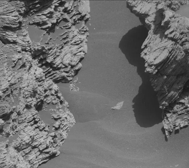 Sol 2446: Mast Camera (Mastcam)