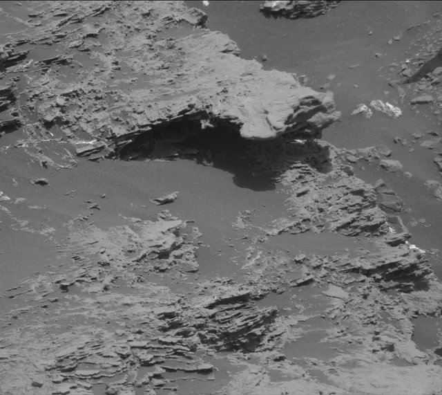 Sol 2446: Mast Camera (Mastcam)