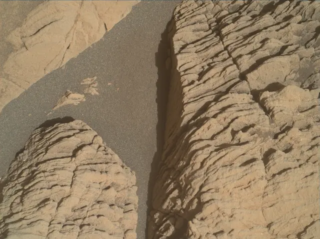 Sol 2448: Mars Hand Lens Imager (MAHLI)