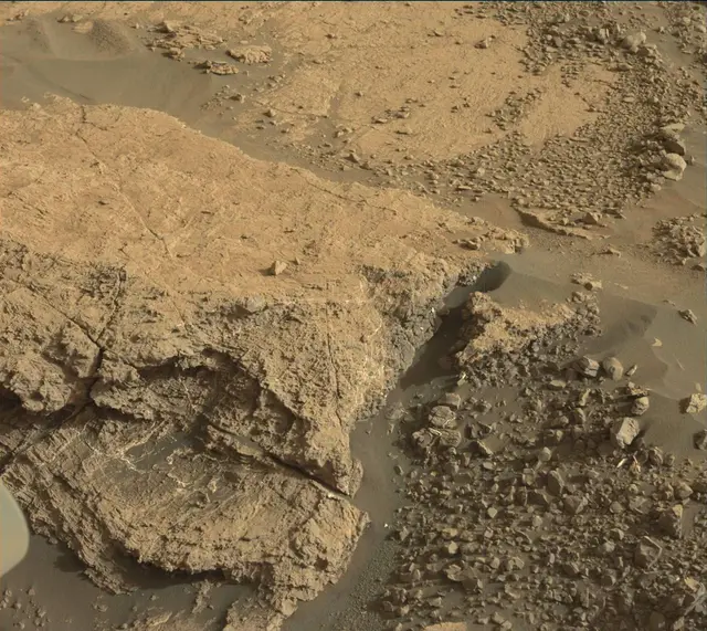 Sol 2449: Mast Camera (Mastcam)