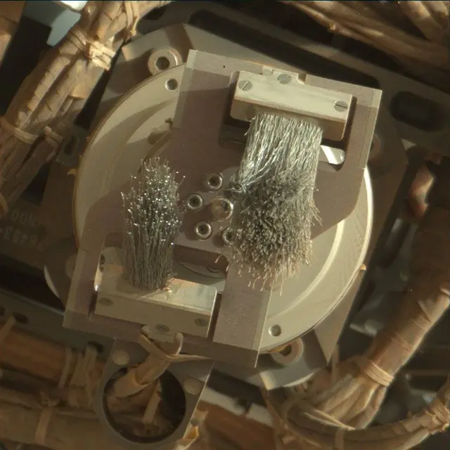Sol 2450: Mast Camera (Mastcam)