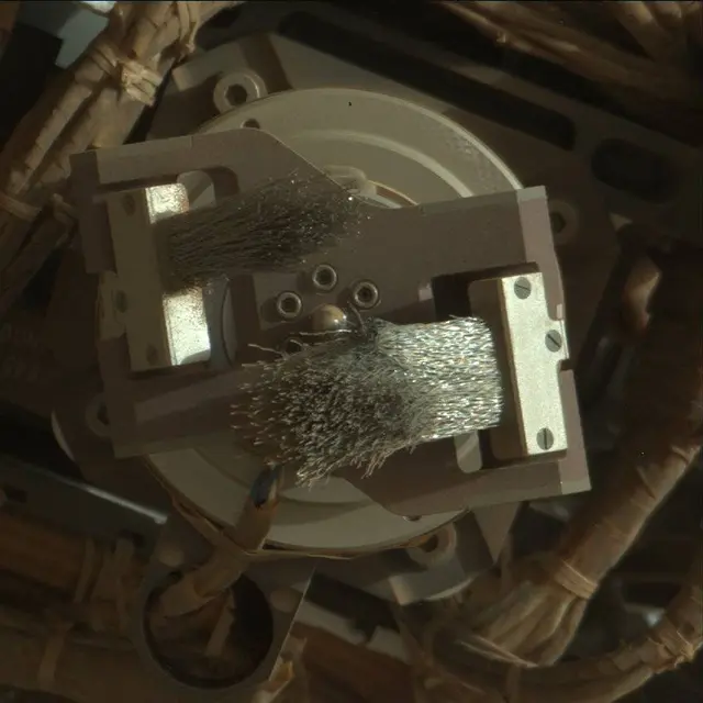 Sol 2450: Mast Camera (Mastcam)