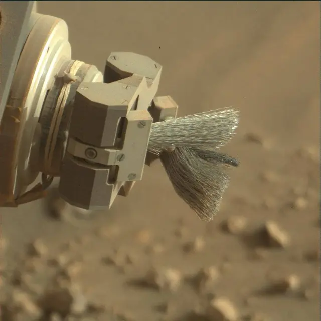 Sol 2450: Mast Camera (Mastcam)