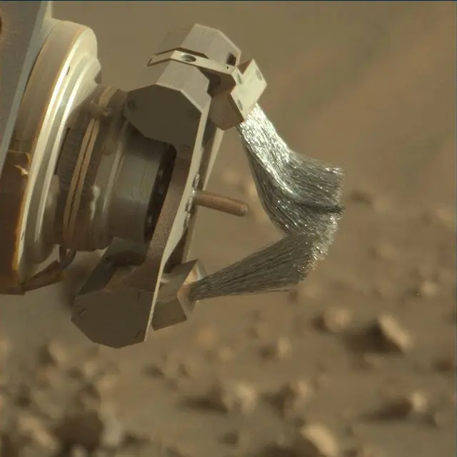 Sol 2450: Mast Camera (Mastcam)