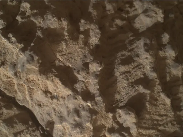 Sol 2450: Mars Hand Lens Imager (MAHLI)