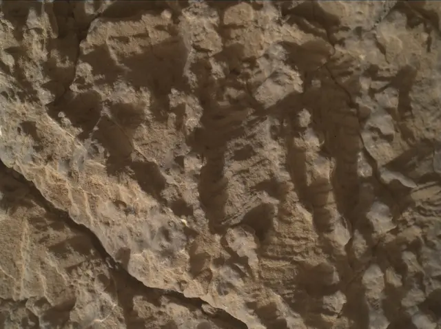 Sol 2450: Mars Hand Lens Imager (MAHLI)