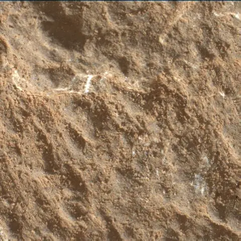 Sol 2450: Mars Hand Lens Imager (MAHLI)