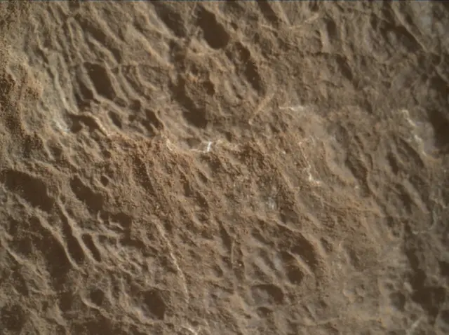 Sol 2450: Mars Hand Lens Imager (MAHLI)