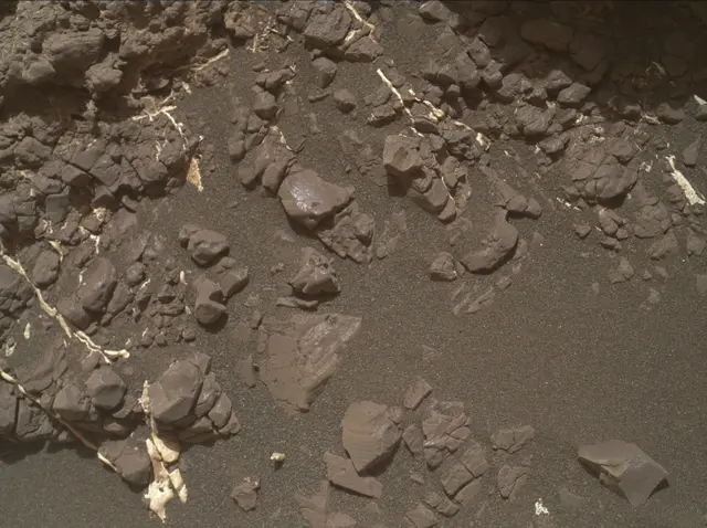 Sol 2452: Mars Hand Lens Imager (MAHLI)