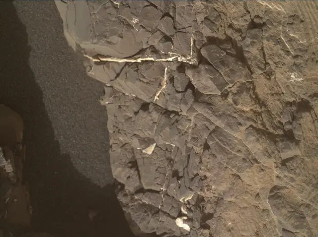 Sol 2452: Mars Hand Lens Imager (MAHLI)