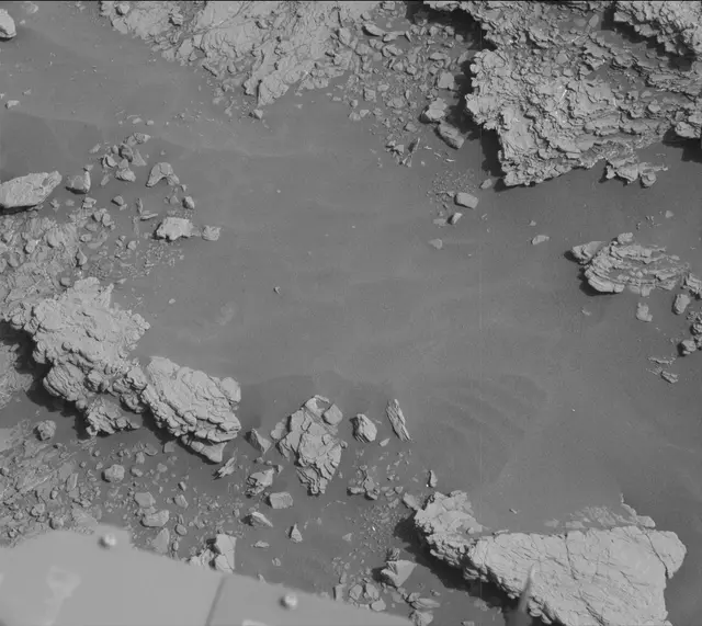 Sol 2454: Mast Camera (Mastcam)
