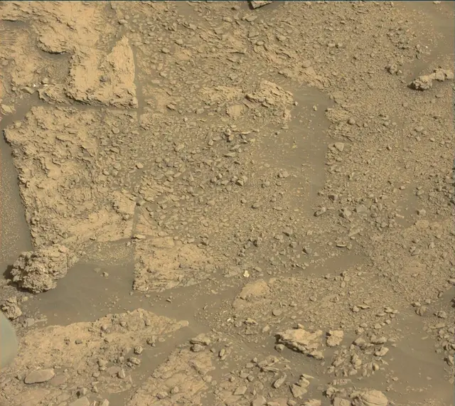 Sol 2454: Mast Camera (Mastcam)